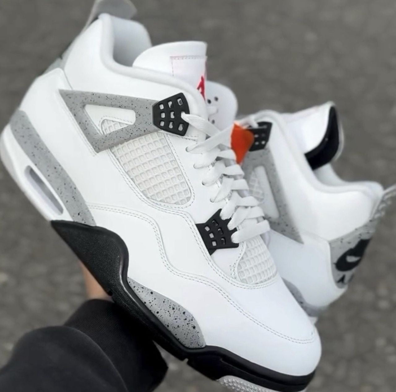 Air Jordan 4