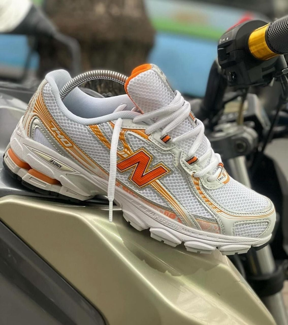 New Balance 530